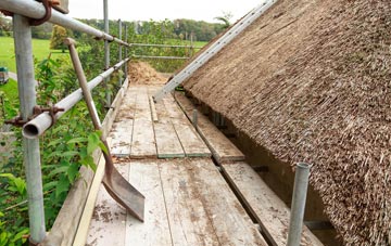 advantages of Tafarn Y Bwlch thatch roofing